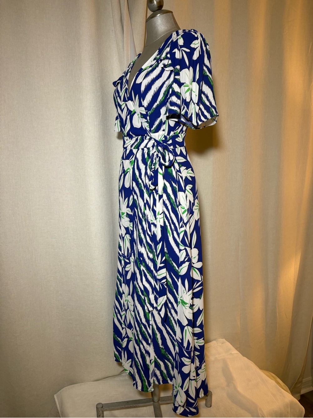 French Connection Cobalt Blue Floral Tropical Wrap Maxi Dress cape sleeves XS - Picture 12 of 14